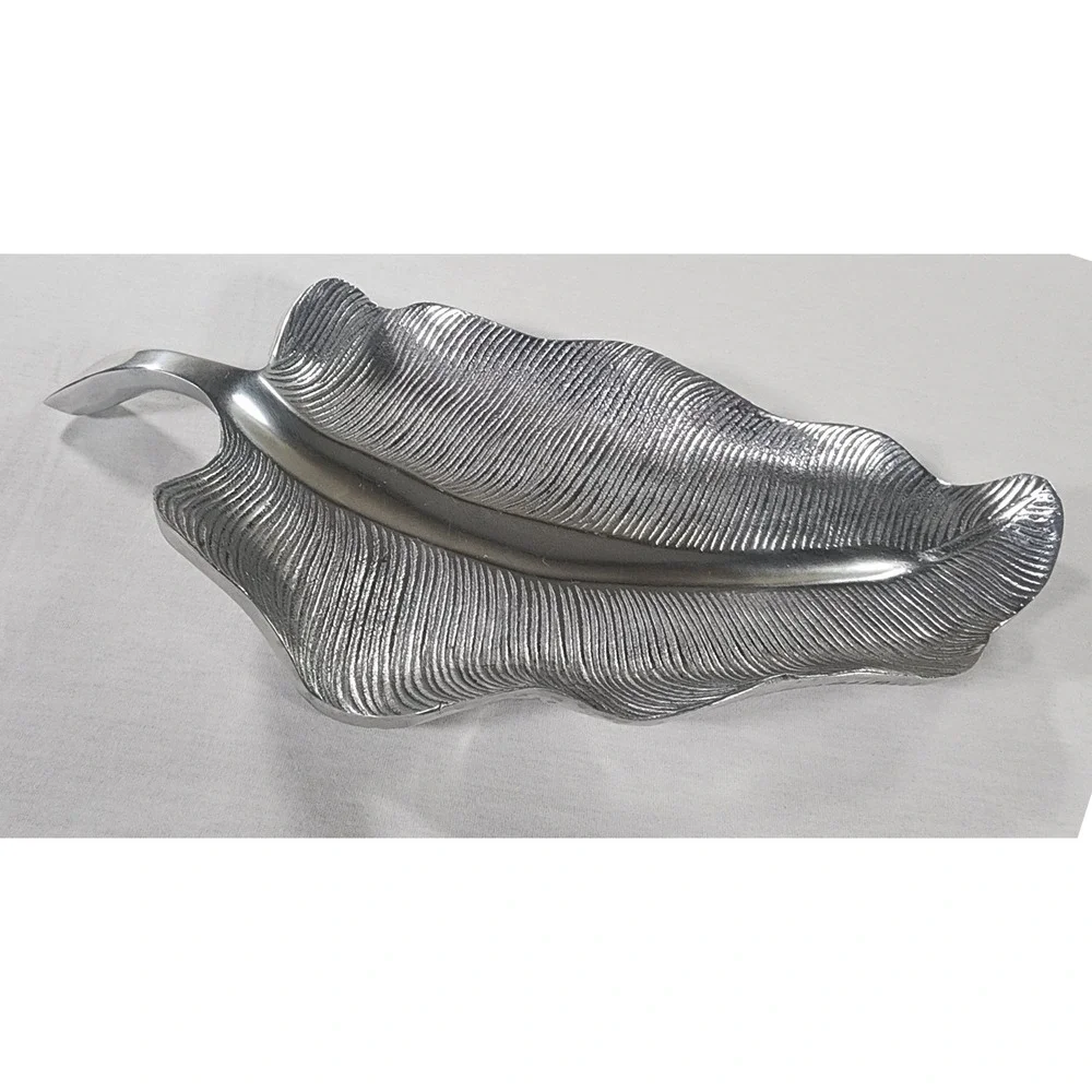 Unbranded vintage aluminum